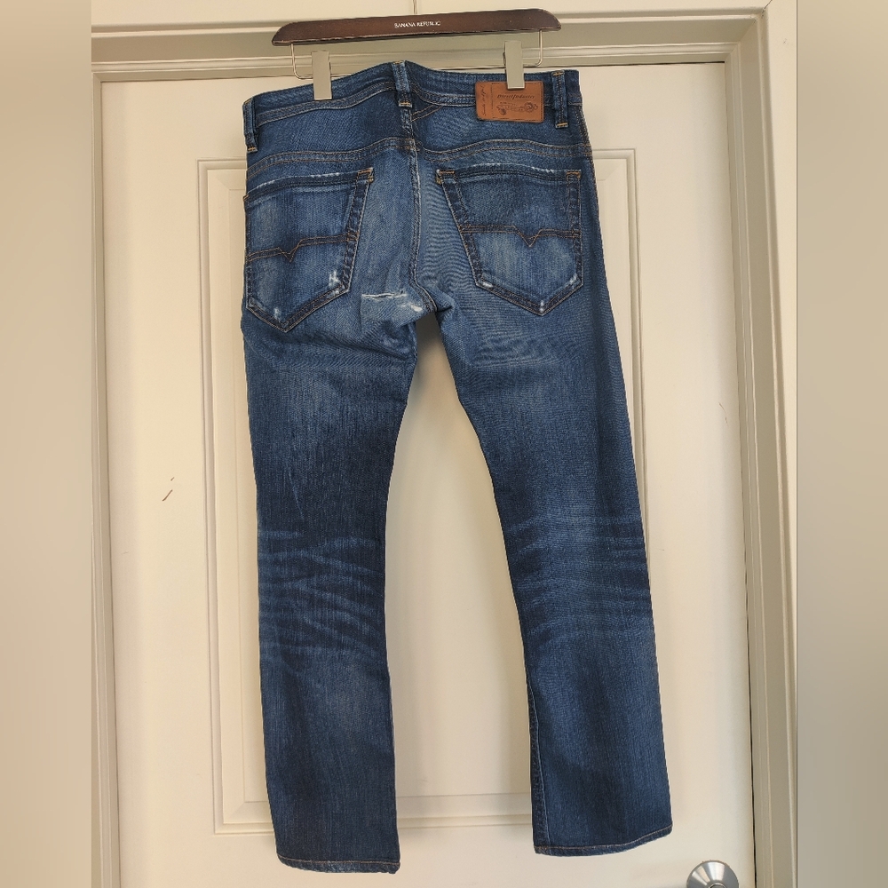 *Damaged* Diesel Thavar Jeans - Picture 9 of 13